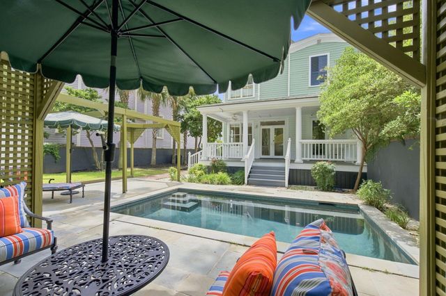 6 Rutledge Avenue, Charleston, SC 29401