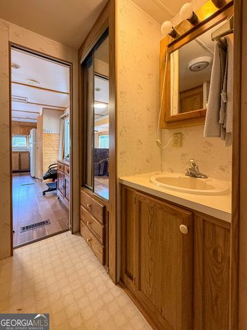 331 Holiday Loop, Cleveland, GA 30528