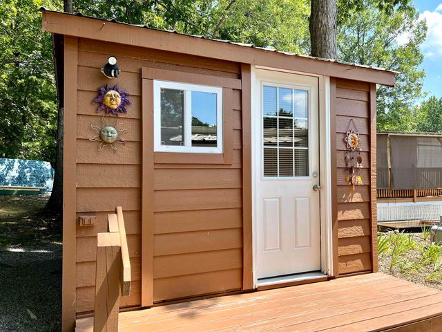 331 Holiday Loop, Cleveland, GA 30528