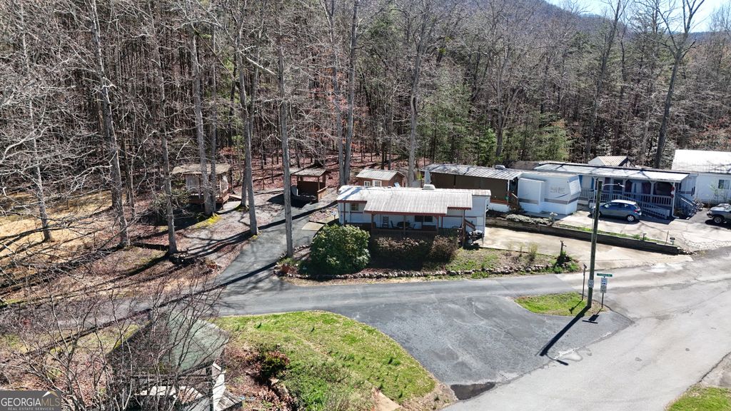 331 Holiday Loop, Cleveland, GA 30528