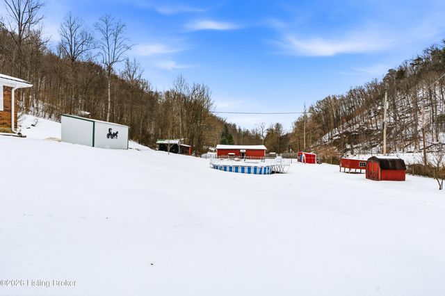 150 Downs Ln, Shepherdsville, KY 40165