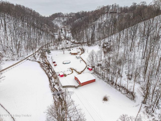 150 Downs Ln, Shepherdsville, KY 40165