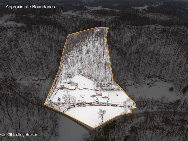 150 Downs Ln, Shepherdsville, KY 40165