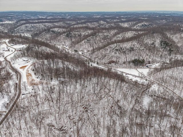 150 Downs Ln, Shepherdsville, KY 40165