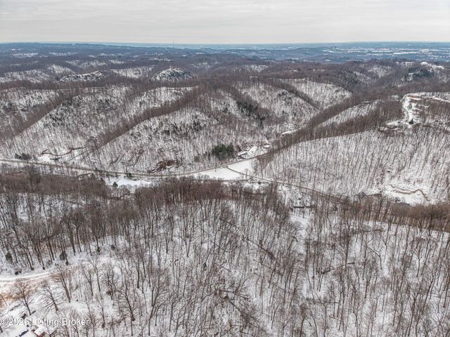 150 Downs Ln, Shepherdsville, KY 40165