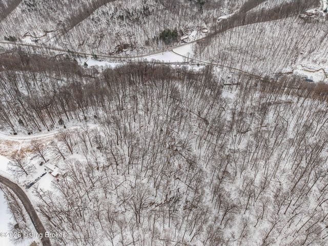 150 Downs Ln, Shepherdsville, KY 40165