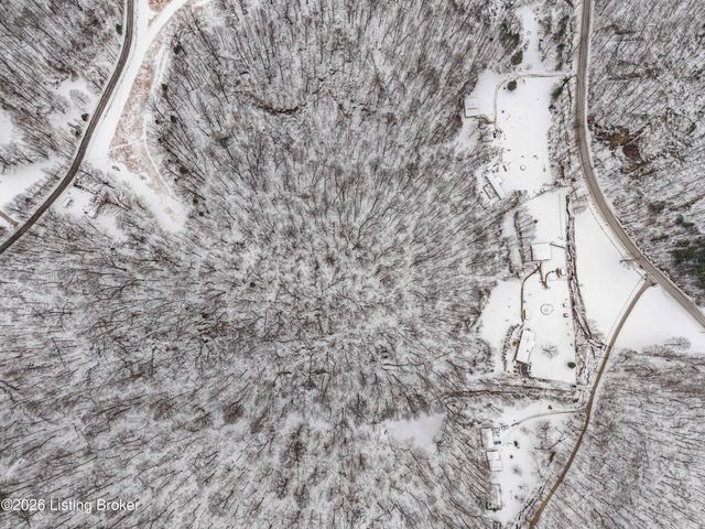 150 Downs Ln, Shepherdsville, KY 40165