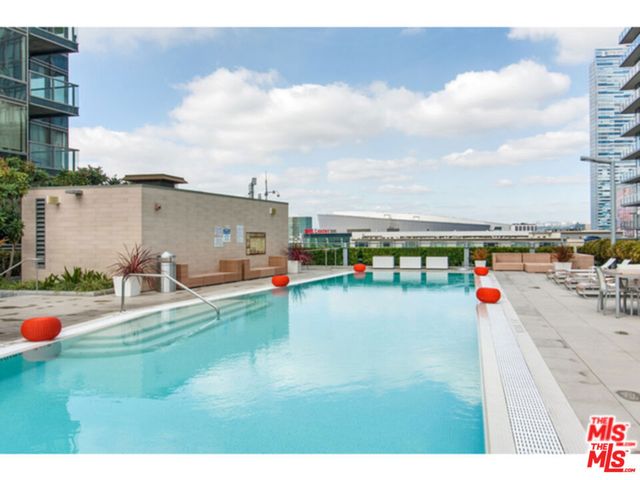 1155 S Grand Avenue 316, Los Angeles, CA 90015