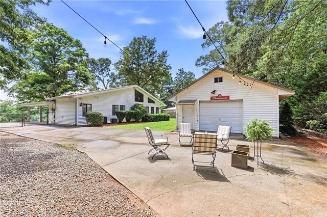 3532 Wesley Drive, Gainesville, GA 30506