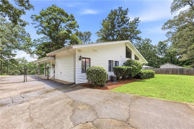3532 Wesley Drive, Gainesville, GA 30506