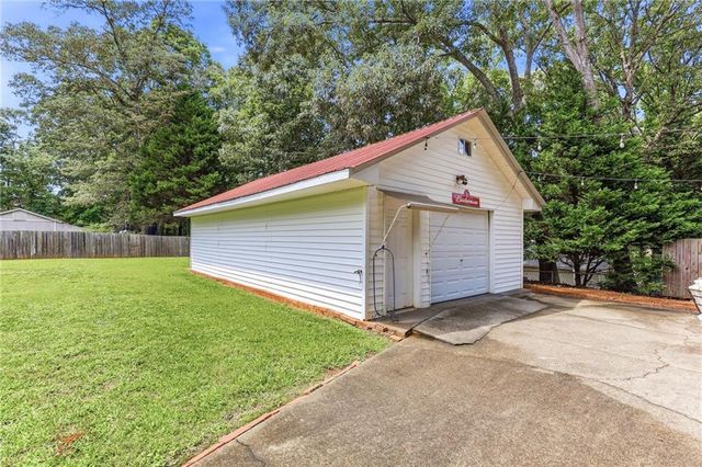 3532 Wesley Drive, Gainesville, GA 30506