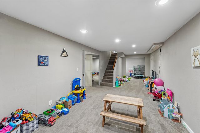 713 Pearl Street, Cambridge, IA 50046