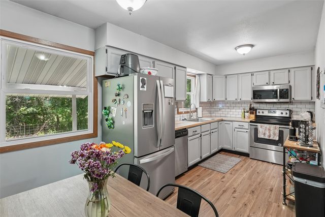 713 Pearl Street, Cambridge, IA 50046