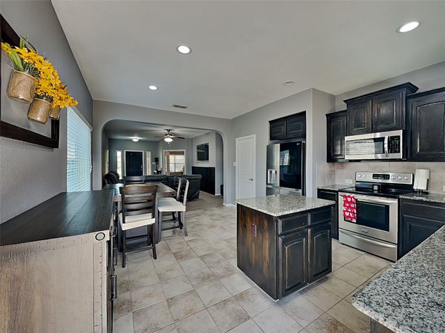 1120 Sierra Blanca Drive, Fort Worth, TX 76028