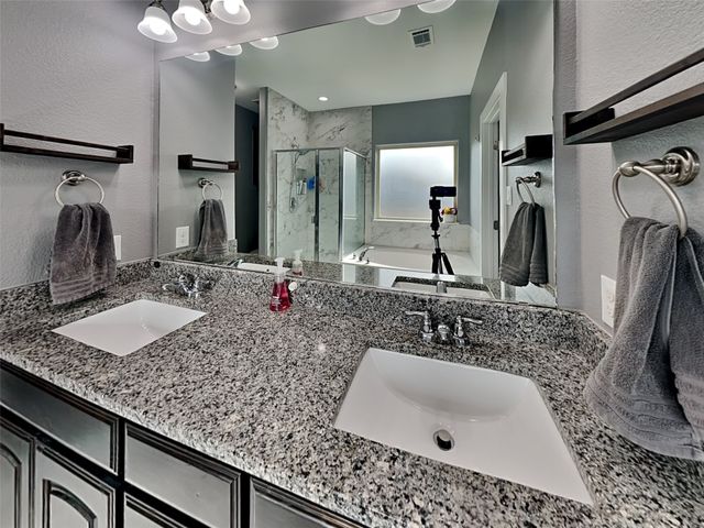 1120 Sierra Blanca Drive, Fort Worth, TX 76028
