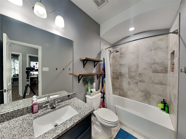 1120 Sierra Blanca Drive, Fort Worth, TX 76028