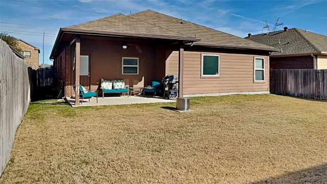 1120 Sierra Blanca Drive, Fort Worth, TX 76028