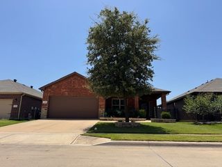 1120 Sierra Blanca Drive, Fort Worth, TX 76028