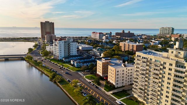 500 Deal Lake Drive 2D, Asbury Park, NJ 07712