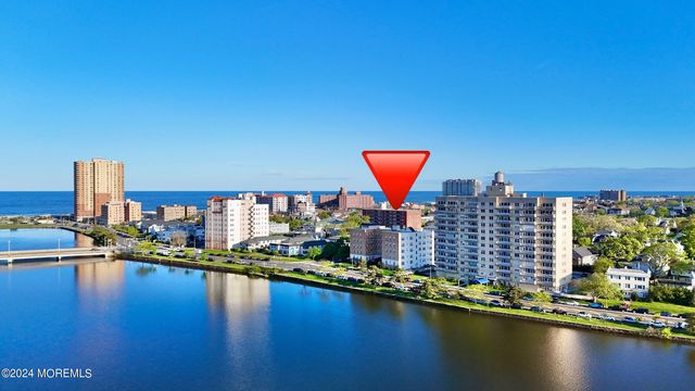 500 Deal Lake Drive 2D, Asbury Park, NJ 07712
