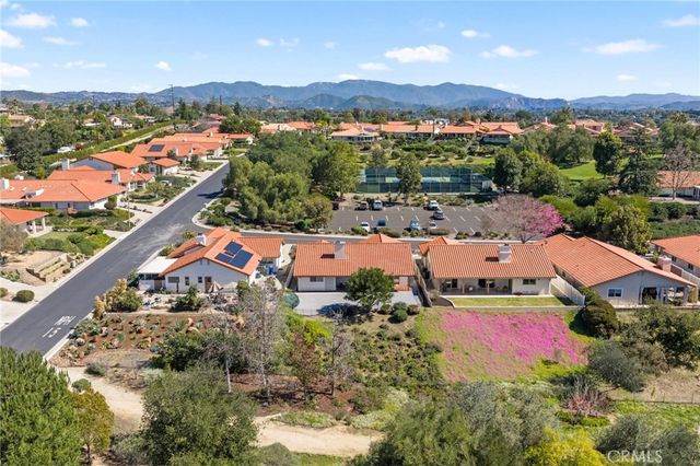 903 Crescent Bend, Fallbrook, CA 92028