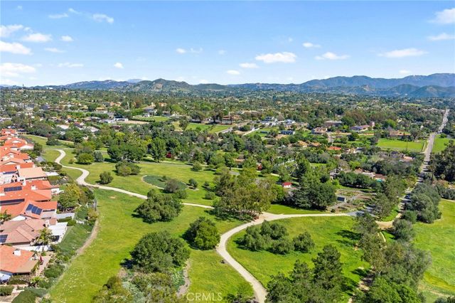 903 Crescent Bend, Fallbrook, CA 92028