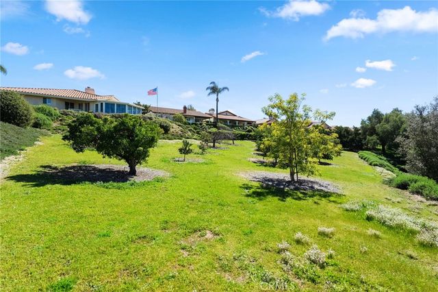 903 Crescent Bend, Fallbrook, CA 92028