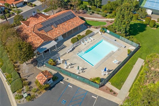 903 Crescent Bend, Fallbrook, CA 92028