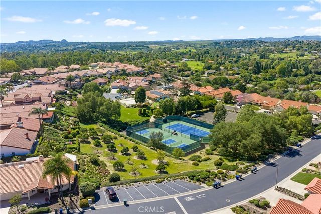 903 Crescent Bend, Fallbrook, CA 92028