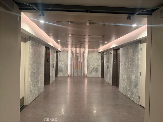 877 Francisco 2102, Los Angeles, CA 90017