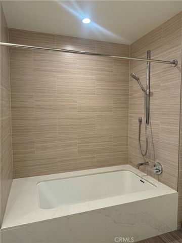 877 Francisco 2102, Los Angeles, CA 90017