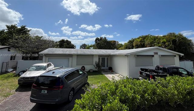 19460 SW 87th Ave, Cutler Bay, FL 33157