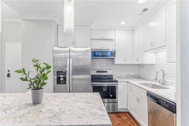 3060 PHARR COURT NORTH NW 719, Atlanta, GA 30305