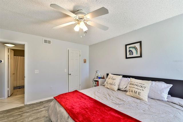 2400 FEATHER SOUND DRIVE 332, Clearwater, FL 33762