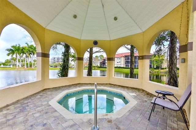 2400 FEATHER SOUND DRIVE 332, Clearwater, FL 33762