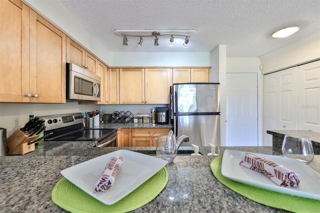 2400 FEATHER SOUND DRIVE 332, Clearwater, FL 33762