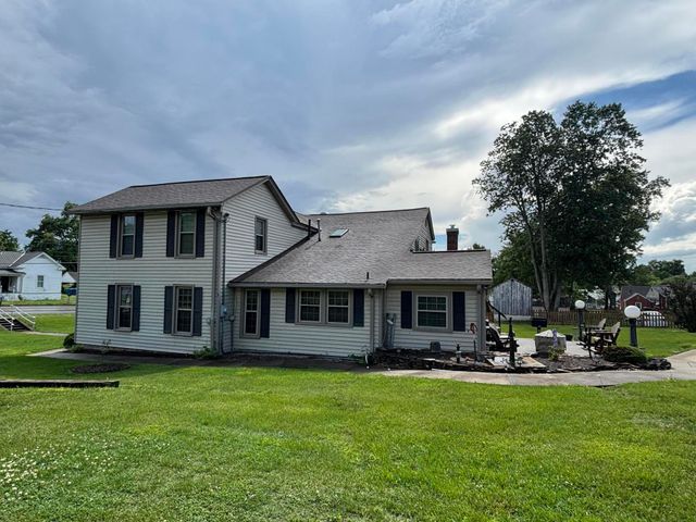 411 E 2nd Street, Perryville, KY 40468