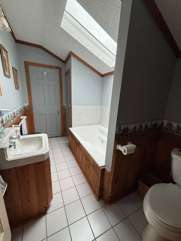 411 E 2nd Street, Perryville, KY 40468