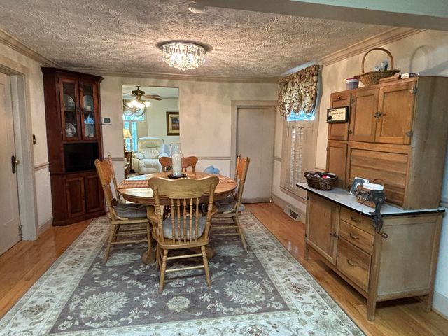 411 E 2nd Street, Perryville, KY 40468