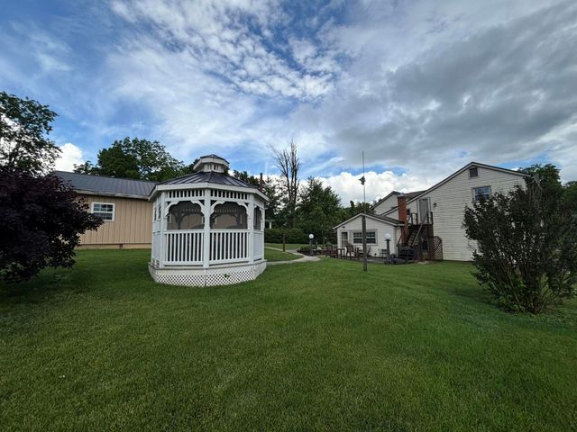 411 E 2nd Street, Perryville, KY 40468