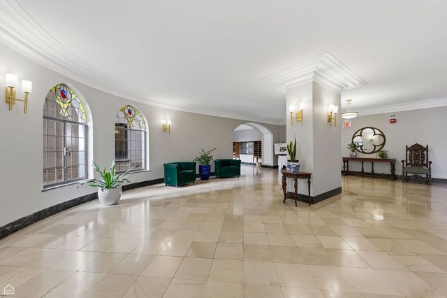 5838 S Stony Island Avenue 5E, Chicago, IL 60637