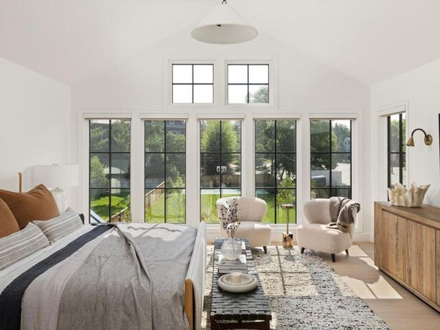 5941 Saint Johns Avenue, Edina, MN 55424