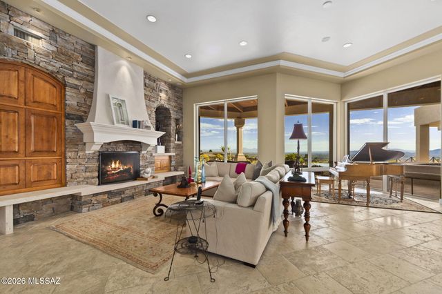 3140 E Crest Shadows Drive, Tucson, AZ 85718