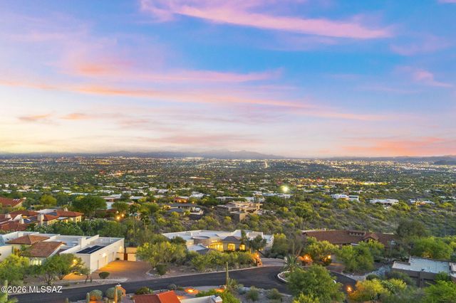 3140 E Crest Shadows Drive, Tucson, AZ 85718