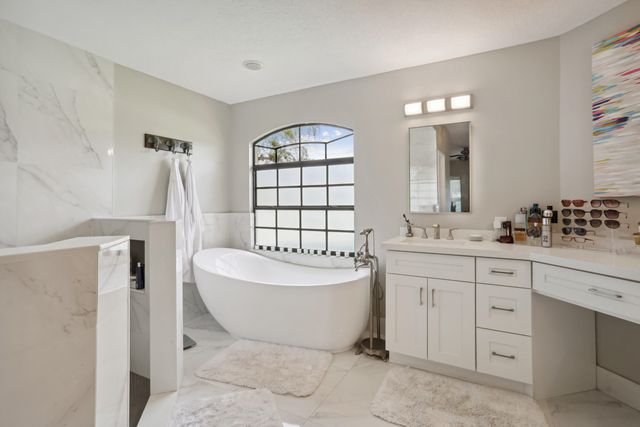 13823 Callington Drive, Wellington, FL 33414
