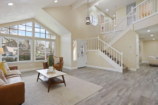 5816 Caribbean Cir, Stockton, CA 95210