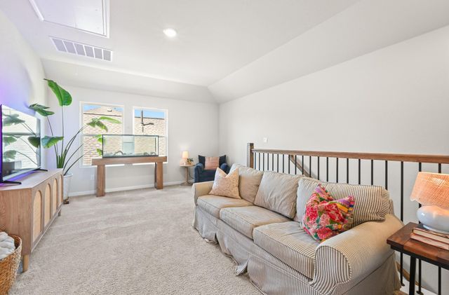524 Possumhaw LN, San Marcos, TX 78666