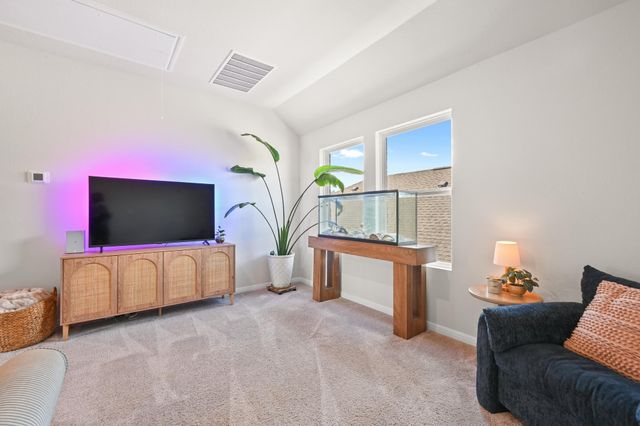 524 Possumhaw LN, San Marcos, TX 78666