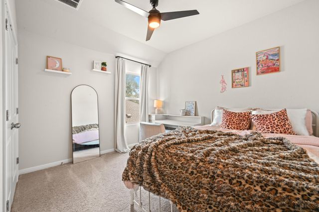 524 Possumhaw LN, San Marcos, TX 78666