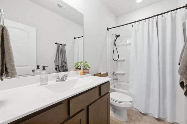 524 Possumhaw LN, San Marcos, TX 78666